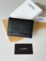 LOEWE  三つ折り財布 ケース付き L1135 9*12*3 - 画像 (5)