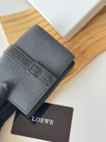 LOEWE 三つ折り財布 ケース付き L1123 9*12*3cm - 画像 (5)