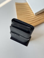 LOEWE 三つ折り財布 ケース付き L1123 9*12*3cm - 画像 (8)
