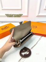 HERMES togo 長財布 二つ折り財布 ケース付き チェーン付き 21*4*11.5cm - 画像 (7)