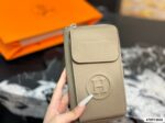 HERMES 携帯ポーチ ケース付き 21*11cm - 画像 (14)