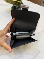 HERMES 二つ折り財布 中サイズ ケース付き  3651 - 画像 (7)
