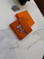 HERMES 二つ折り財布 中サイズ ケース付き  3651 - 画像 (6)