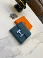 HERMES 二つ折り財布 中サイズ ケース付き  3651 - 画像 (11)
