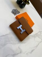 HERMES 二つ折り財布 中サイズ ケース付き  3651 - 画像 (14)