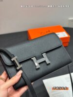 HERMES togo チェーンウォレット ケース付き - 画像 (9)