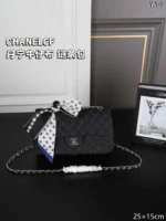 CHANEL cf デニム ショルダーバッグ ケース付き 25*15cm