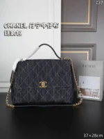 CHANEL ハンドバッグ ショルダーバック ケース付き 37*28cm