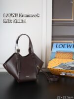 LOEWE Hammock ハンドバッグ ショルダーバッグ ケース付き 22*22.5cm - 画像 (10)