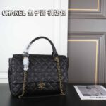 CHANEL キャビア ショルダーバック 33*24cm