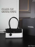 CHANEL 26S トートバッグ ケース付き 30*15cm