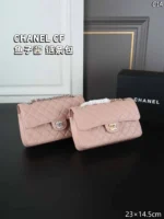 CHANEL Classic Flap CF キャビア  ショルダーバック ケース付き 23*14.5cm - 画像 (6)
