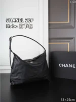CHANEL 26P Hobo ショルダーバッグ ケース付き 33*25cm - 画像 (3)