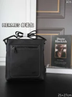 HERMES ショルダーバッグ ケース付き 25*27cm 29*22cm - 画像 (4)