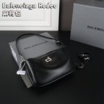 Balenciaga Rodeo 肩掛けバッグ ショルダーバッグ ケース付き 22*13cm