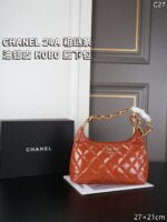 CHANEL 24A HOBO 肩掛けバッグ ケース付き 27*21cm - 画像 (4)