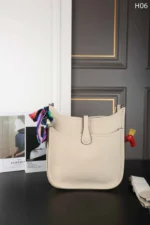 HERMES Evelyne 29 III bag ハンドバッグ ショルダーバック ケース付き 29*30cm - 画像 (11)