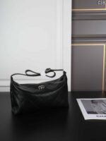 CHANEL 26P hoboバック ショルダーバッグ ケース付き 19*13cm 29*17cm - 画像 (6)