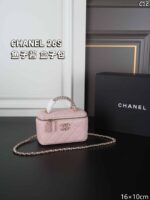 CHANEL 26S キャビア 化粧ポーチ ケース付き 16*10cm - 画像 (5)