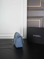 CHANEL 23P デニム ショルダーバック ケース付き 24*15cm - 画像 (3)