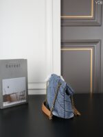 YSL LOULOUPUFFER デニム ショルダーバッグ ケース付き 22*14cm - 画像 (3)