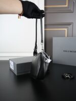 Balenciaga Rodeo 肩掛けバッグ ショルダーバッグ ケース付き 22*13cm - 画像 (4)
