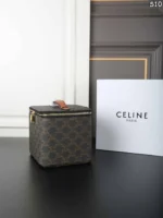 CELINE Triomphe 化粧ポーチ ケース付き 17*15cm - 画像 (3)