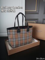 Burberry London トートバッグ ポーチセット 34*28cm - 画像 (6)
