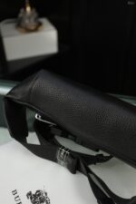 重复BURBERRY ボディーバッグ ケース付き 28*15cm - 画像 (6)