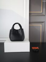 YSL Le 5 A 7 BABY BEA 水筒バック ケース付き 17*16cm - 画像 (8)