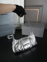 Balenciaga Pamela 肩掛けバッグ ショルダーバッグ ケース付き 26*30cm - 画像 (14)