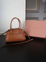 MIU MIU Vivant ハンドバッグ ショルダーバック ケース付き 32*19cm - 画像 (9)