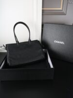 CHANEL 26A トートバッグ ケース付き 38*23cm - 画像 (8)