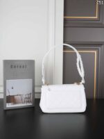 CHANEL 26C ショルダーバック 22*14cm - 画像 (7)