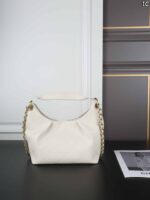 CHANEL HOBO 26C ハンドバッグ ショルダーバック ケース付き 24*22cm - 画像 (9)