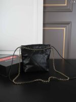 CHANEL 22Bag 23S トートバッグ ケース付き 18*20cm - 画像 (11)