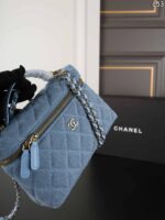 CHANEL 25C デニム バニティー ケース付き 19*12cm - 画像 (4)