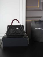 CHANEL Coco Handle キャビア ショルダーバック ケース付き 19*13cm 24*14cm - 画像 (6)