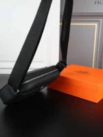 HERMES カメラ ショルダーバッグ ケース付き 24.5*17cm - 画像 (10)