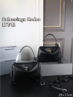 Balenciaga ハンドバッグ ショルダーバッグ ケース付き 40*27cm 35*22cm - 画像 (2)
