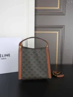 CELINE 水筒バック ケース付き 16*21cm - 画像 (5)