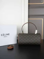 CELINE Triomphe CYLINDER 水筒バック ケース付き 26*13cm - 画像 (6)