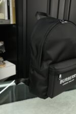 Burberry リュック 30*40cm - 画像 (4)