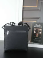 HERMES ショルダーバッグ ケース付き 25*27cm 29*22cm - 画像 (18)