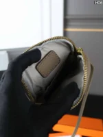 HERMES 携帯ポーチ ケース付き 12*18cm - 画像 (15)