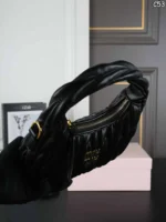 MIU MIU Wander Hobo ハンドバッグ ショルダーバック ケース付き 20*14cm - 画像 (19)
