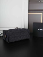 CHANEL 25Bag 25C デニム hoboバック 水筒バック ケース付き 26*21CM - 画像 (4)
