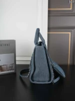 CHANEL 22SS Tote トートバッグ ポーチ付き ケース付き 32*25cm 37*29cm - 画像 (12)