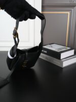 YSL Le5A7 Hobo ショルダーバッグ ケース付き 15*16cm - 画像 (4)