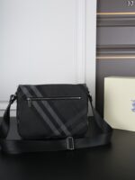 Burberry カメラ ショルダーバッグ ケース付き 28*12cm 26*17cm - 画像 (7)